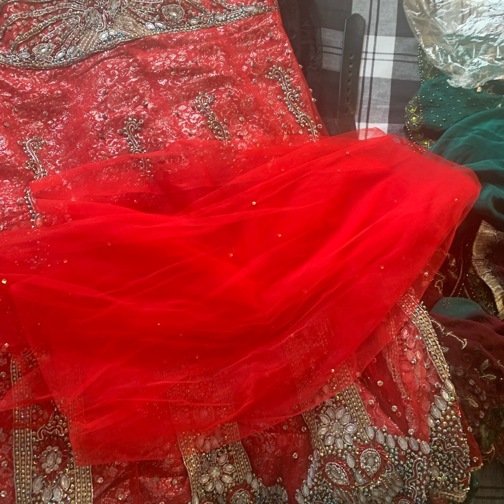Red full worked suit - Picture 2 of 4